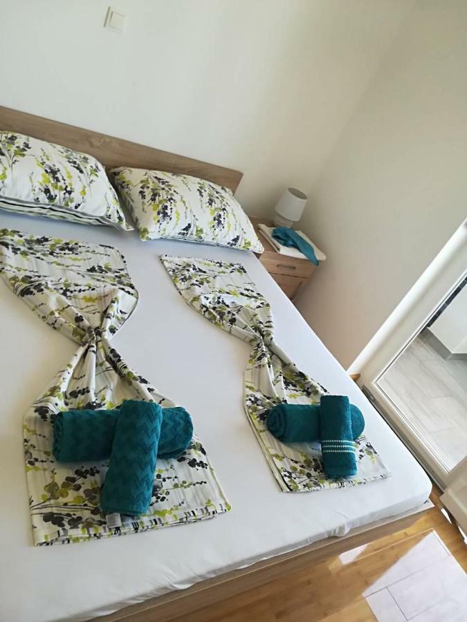 Apartman Dodo Новалья Экстерьер фото